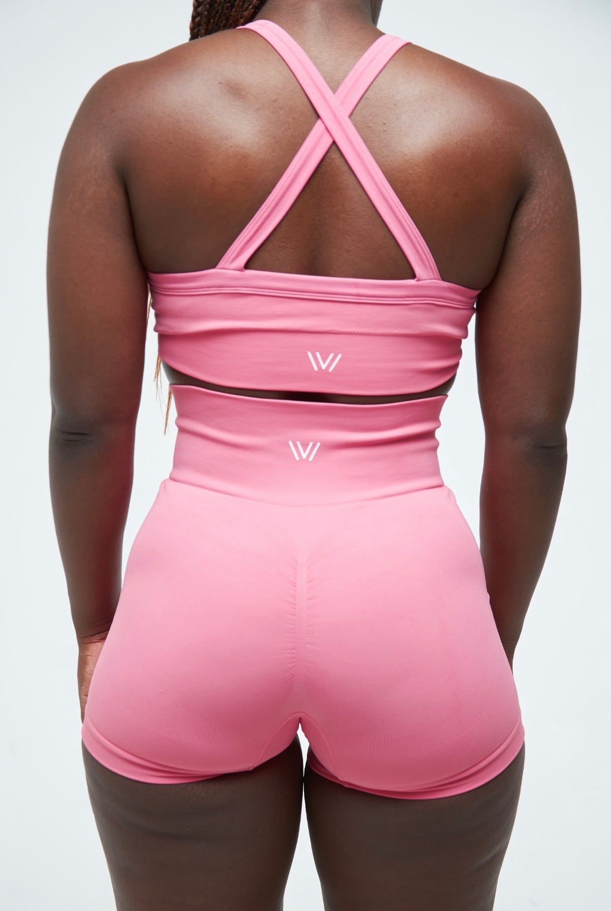 WOMEN'S ESSENTIAL TRAINING BRA - BUBBLEGUM